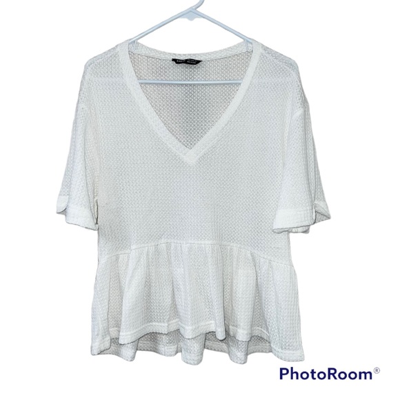 Shein white waffle knit peplum v neck top size small - Picture 1 of 3